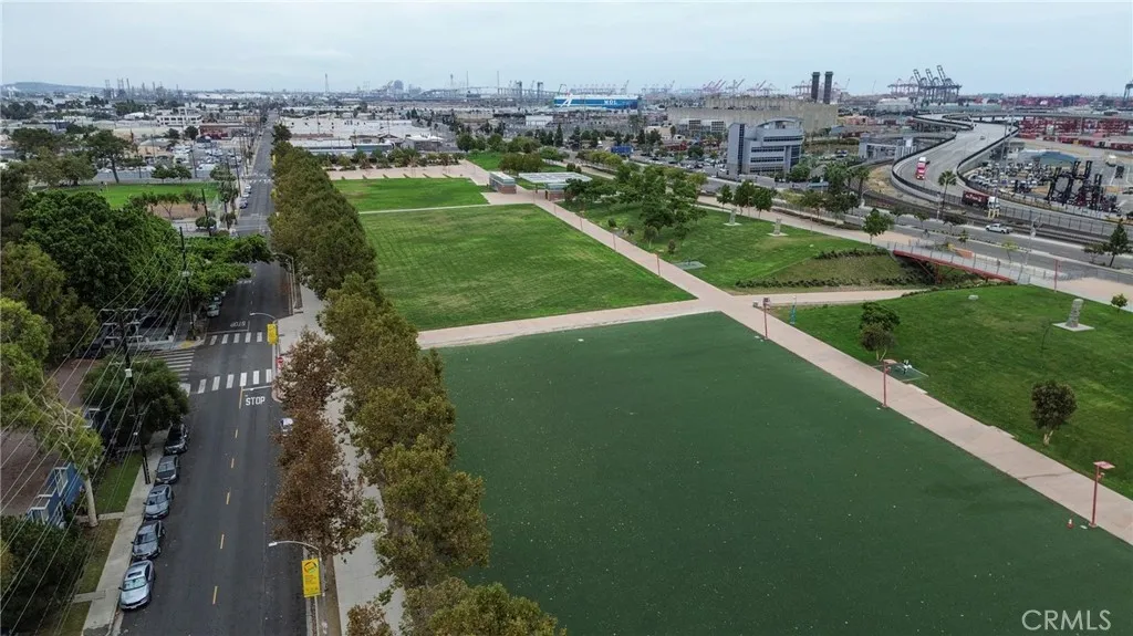 705 Mcdonald Avenue, Wilmington, California 90744 home-pic-29